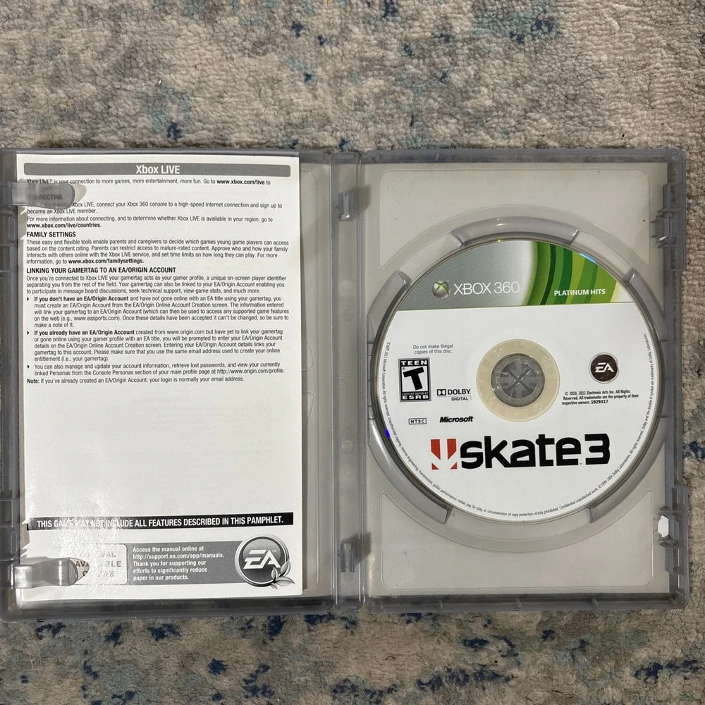 EA Skate 3 Platinum Hits Xbox 360 Multiplayer Online +Bonus Game Toy Soldiers WC